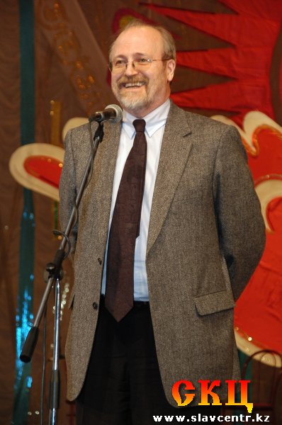 Владимир Хотиненко в Павлодаре на юбилее Славянского центра (17 марта 2006)
