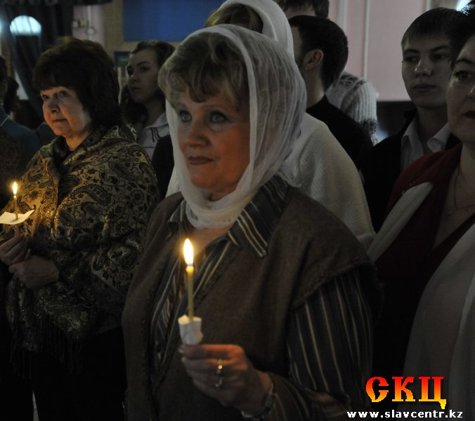 Татьяна Кузина на освящении (Павлодар, декабрь 2009)