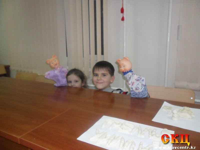 Кукольный спектакль в русском классе (2 февраля 2013)