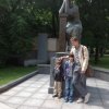 У памятника Марине Цветаевой (Цветаевские потомки)